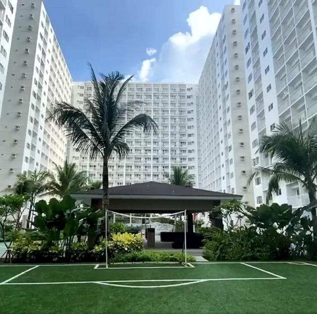 Sabina'S One Bedroom Condo At Shore Tower C Manila Esterno foto